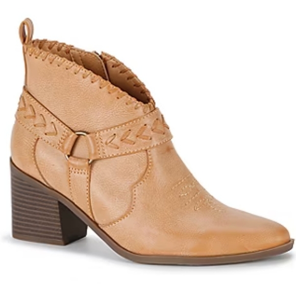 FRYE AND CO. Shoes - 🆕️NIB Frye and Co. Boots